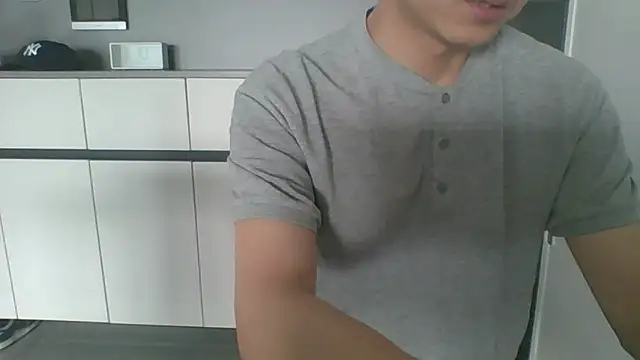 nole_china7 (Ask my age) - talk / fun / cum