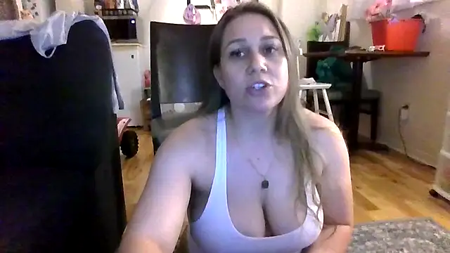 thedevinemama webcam