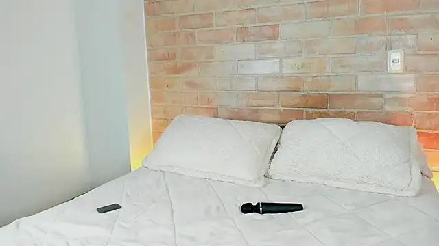 niicole_steele_ webcam
