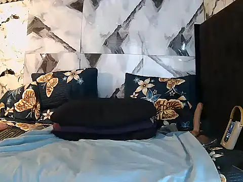 Vexx_Queen95 webcam