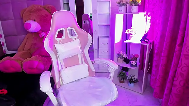 liany_taylor webcam