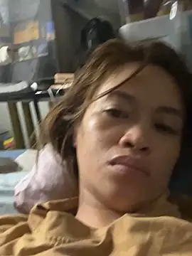 pinay4uwithagoodheart live cam on StripChat