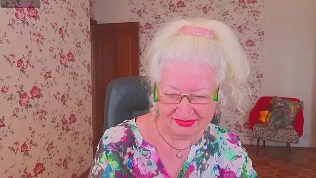 Maya_Mayflower webcam
