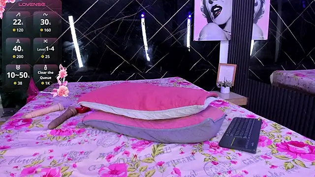 Skarleth_queen webcam