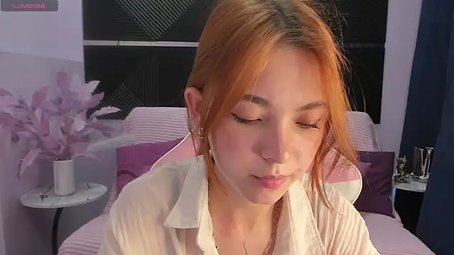 New_Web_Girl webcam
