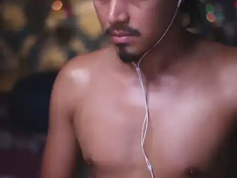 lumad_morningstar live cam on StripChat