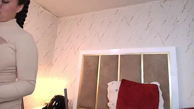 ArielleWilde live cam on StripChat