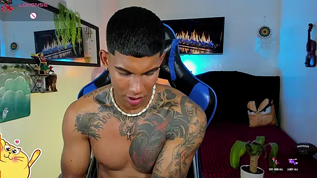 damian_latinxxx - Damian_latinxxx's free webcam - UK Sex Cams