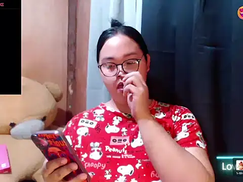 _Lylia webcam