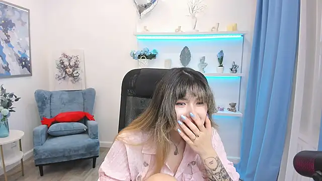 AnneTLi webcam