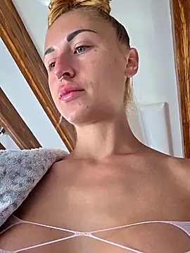 kylie_blck webcam