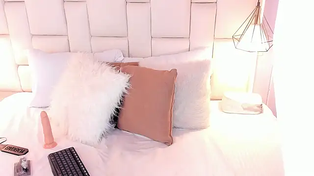 DannaPerea live cam on StripChat