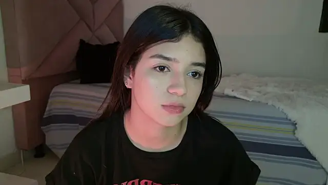 eva_sin18 (F young) - double penetration