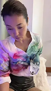 NoirElysia webcam