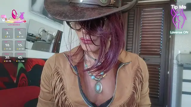 LadyOxana webcam