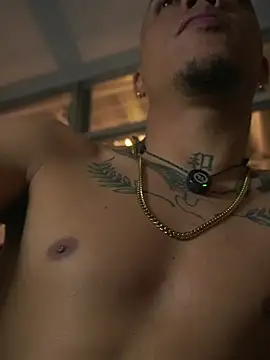 AlphaMasterXxx webcam