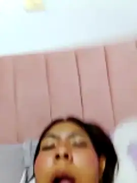 Izel_ webcam