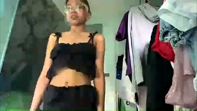 Elarisserose webcam