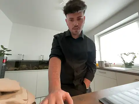 gayboooy_nrw webcam