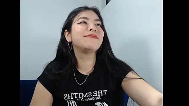 EloiseJun webcam