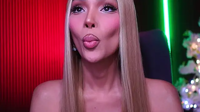 xxforyoureyesonlyxx webcam