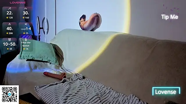 WendyCandy18 live cam on StripChat