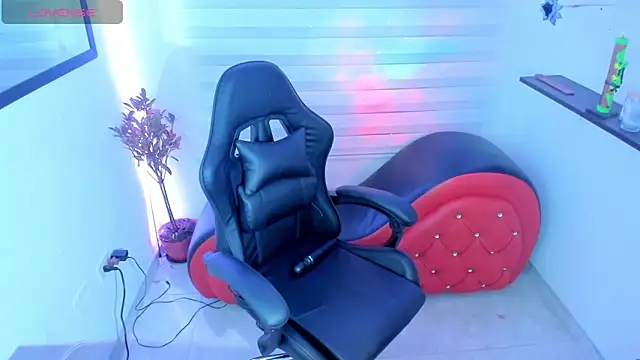 Agatha_Marin webcam