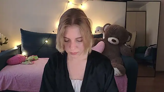 Viki_Charm webcam