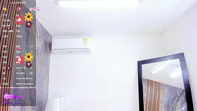 LauraSaenz01 webcam
