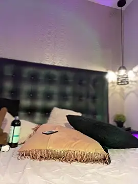 MiahWindsor's room
