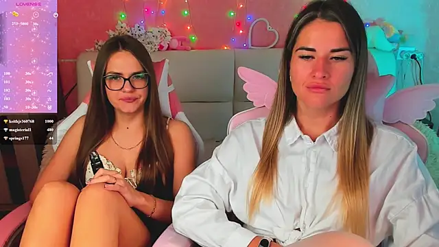 hotty_girls_here webcam