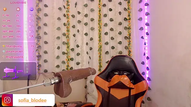 sofiacurvy_45 webcam