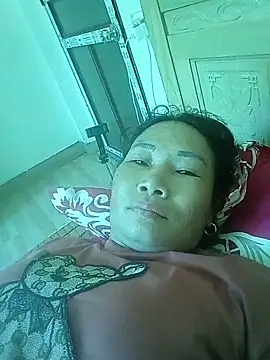 BlueGirlyeah webcam