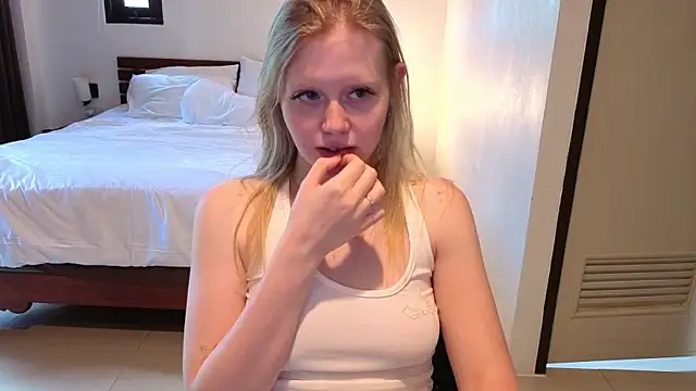 Wendy_228 live cam on StripChat
