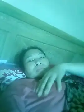 BlueGirlyeah webcam