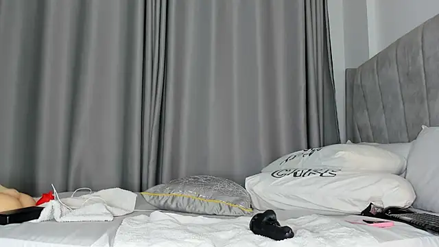 thee_sexy_goddess webcam
