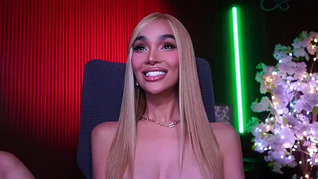 xxforyoureyesonlyxx webcam
