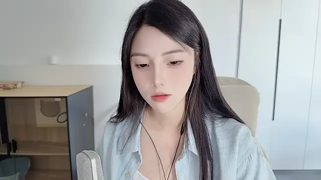 holo_love webcam