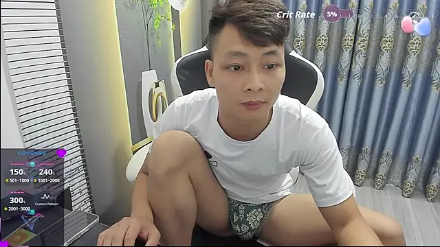 Naughty___asian webcam