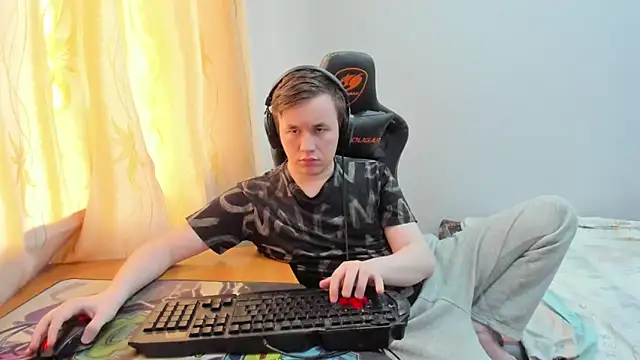 iliaskrislove webcam