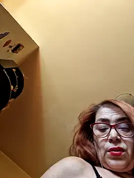 Love_Tina_Forever webcam