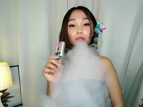 TsCyra_foxxx's room