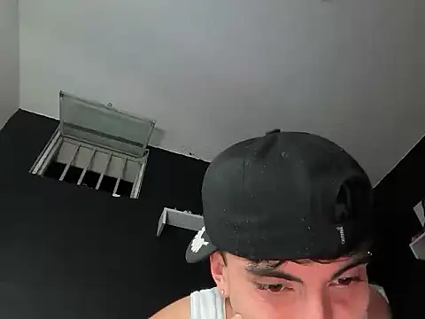 Niick_666 live cam on StripChat