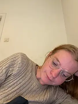 jannis1992 (F young) - Supries me use menu