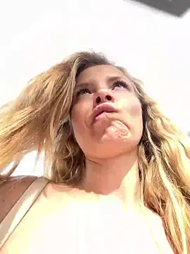 AnastasiaAniess webcam