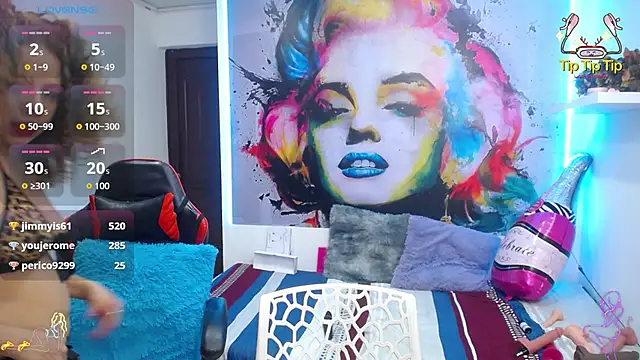 thalia_mills19 webcam