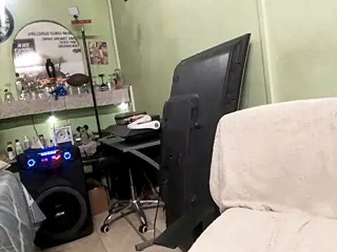 calme_odl1 live cam on StripChat