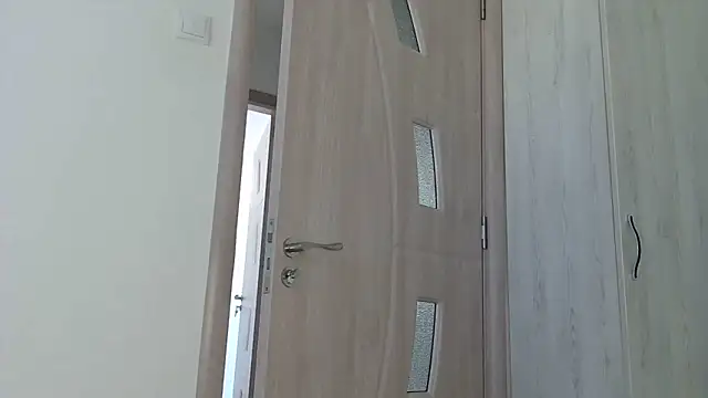 Justynn1 live cam on StripChat