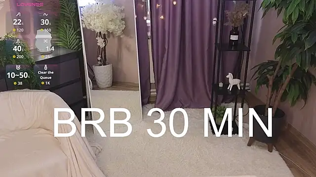 AriaCatrool webcam