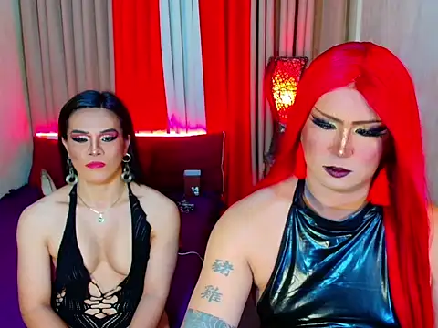 Wildest_Slave_Huntress webcam